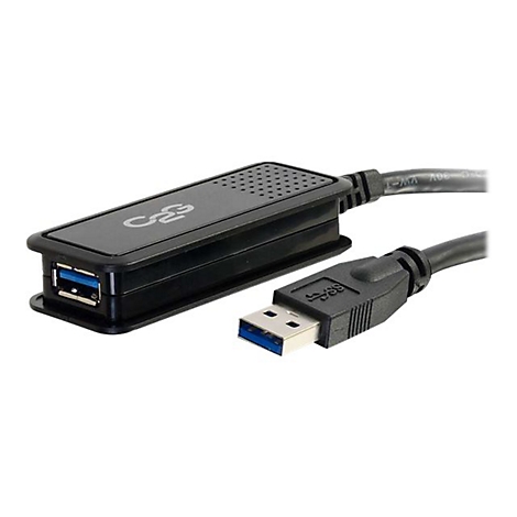 Schwarzer USB-Hub mit USB-3-Anschlüssen, daneben ein USB-Kabel mit Stecker.