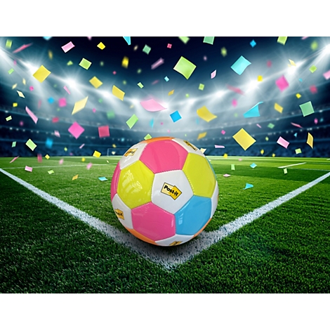 Een kleurrijke voetbal op een voetbalveld omringd door confetti, met een stadion op de achtergrond.
