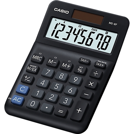 Une calculatrice Casio noire affichant les chiffres de 1 à 8. Des boutons avec des chiffres et des fonctions sont visibles.
