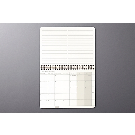 Carnet avec calendrier, spirale, pages lignées et quadrillées.