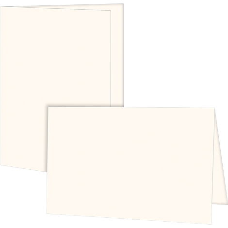 Deux cartes de vœux crème, une ouverte et une pliée, sur fond blanc.