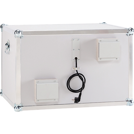 Valise blanche avec cadre en aluminium et coins argentés. L'avant est équipé de câbles et de connexions.