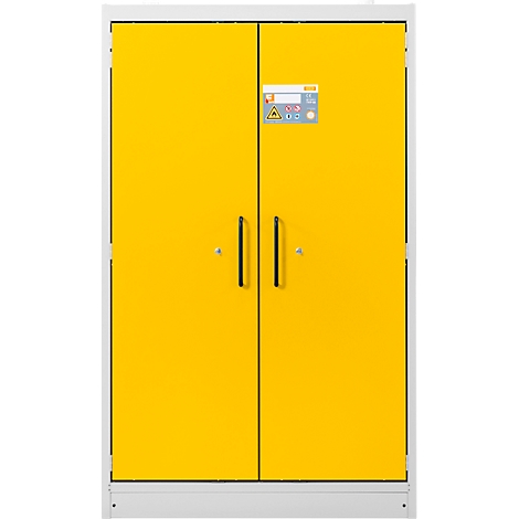 Ein gelber Schrank mit Doppeltüren und Metallgriffen, weißem Rahmen und Aufklebern.