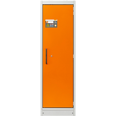 Orangener Schaltschrank mit Bedienfeld. Auf der Tür ist ein Griff und ein Schloss.