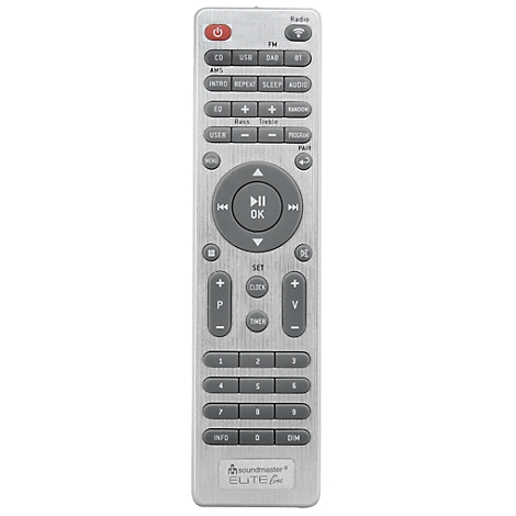 Télécommande avec de nombreux boutons. Télécommande grise avec interrupteur marche/arrêt rouge. Divers boutons pour la radio, le CD, l'USB, le Bluetooth, le volume et plus encore.