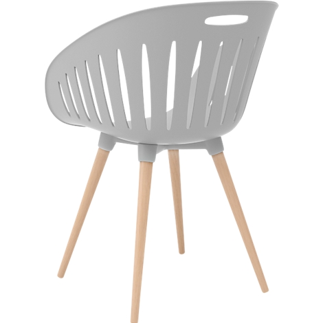 Chaise grise avec pieds en bois clair, vue arrière. Le dossier a des fentes.