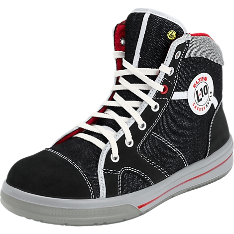 Chaussure de sécurité noire à lacets hauts. Détails : lacets blancs, col rouge, semelle gris-rouge, lettrage.