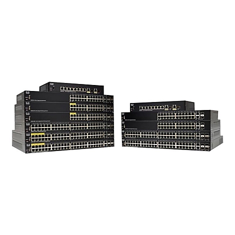 Mehrere schwarze Cisco Netzwerk-Switches in zwei Stapeln vor weißem Hintergrund.