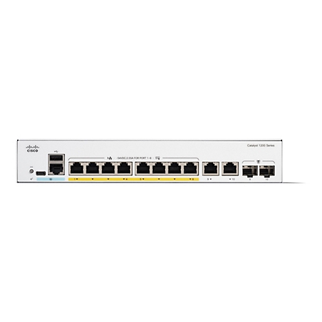Un appareil réseau blanc, Cisco Catalyst 1200 Series, avec plusieurs ports et connecteurs sur fond blanc.