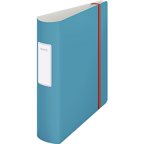 Classeur turquoise avec élastique rouge et étiquette blanche, logo Leitz. Coins arrondis.