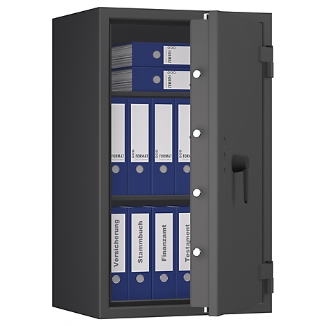 Coffre-fort gris, à moitié ouvert, rempli de dossiers bleus. Des termes tels que assurance, livret de famille, bureau des impôts et testament sont écrits sur les dossiers.