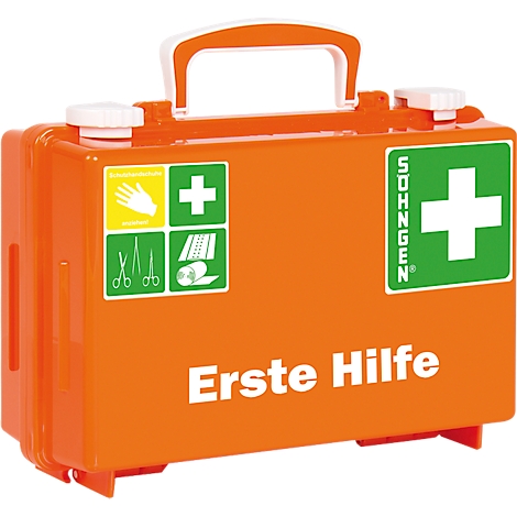 Une trousse de premiers secours orange avec une poignée blanche. Divers pictogrammes sont représentés sur la boîte, ainsi que l'inscription "Erste Hilfe".