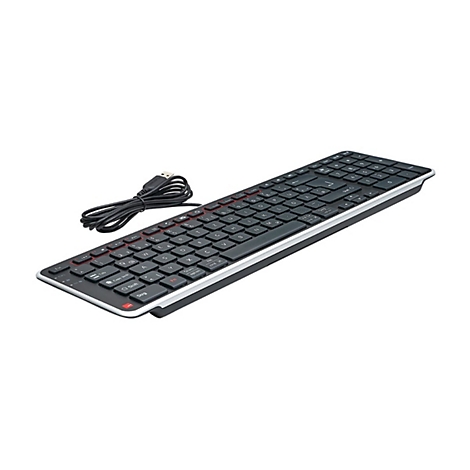 Schwarze, flache USB-Tastatur im QWERTZ-Layout mit silbernem Rand vor weißem Hintergrund.
