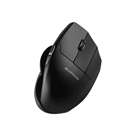 Schwarze ergonomische Unimouse-Computermaus vor weißem Hintergrund.