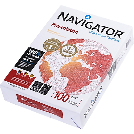 A pack of paper, labeled with "NAVIGATOR" and product information.