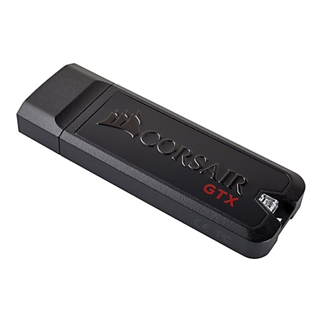 Schwarzer Corsair GTX USB-Stick mit Logo und roter Schrift auf weißem Hintergrund.