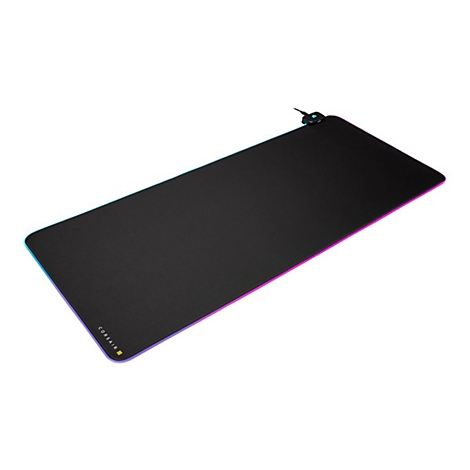 Schwarzes Gaming-Mauspad mit RGB-Beleuchtung am Rand. Oben rechts ein Kabelanschluss. Marke Corsair.