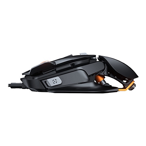 Schwarze Gaming-Maus mit orangefarbenen Akzenten. Seitlich, auf weißem Hintergrund, mit Kabel. Sichtbar sind Knöpfe und Rädchen.