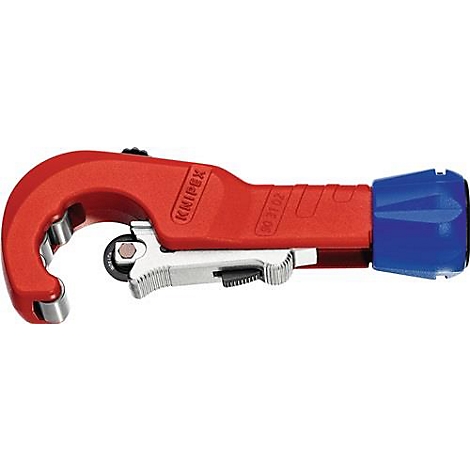 Un coupe-tube rouge, partiellement bleu, avec des éléments argentés. Inscription : KNIPEX.