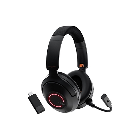 Schwarzer KopfhÃ¶rer mit USB-C-Adapter. Roter Kreis um Ohrmuschel, Text. Angestecktes Mikrofon. Detailansicht.