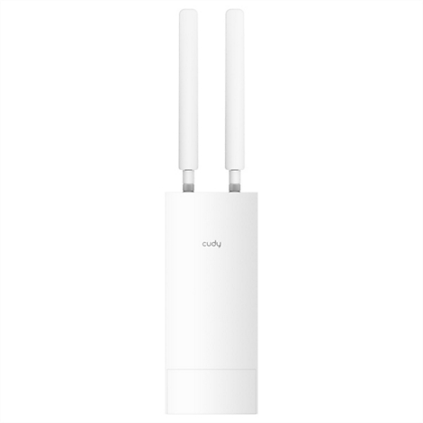 Weißer Cudy Outdoor-WLAN-Access-Point mit zwei vertikalen Antennen vor weißem Hintergrund.