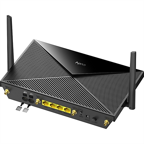 Schwarzer Cudy WLAN-Router mit zwei Antennen, Anschlüssen für LAN, WAN und zwei Nano-SIM-Karten auf der Rückseite.