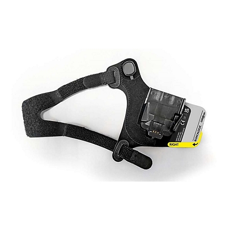 Un lecteur de poignet noir avec des sangles velcro et une étiquette jaune indiquant "RIGHT".