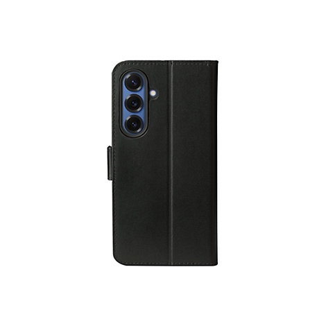 Schwarze Smartphone-Klapphülle aus Leder auf weißem Hintergrund mit drei vertikal angeordneten Kameralinsen.