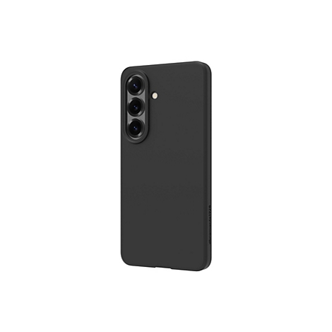 Coque de smartphone noire, légèrement en biais par l'arrière, montrant trois objectifs d'appareil photo et le logo de la marque.