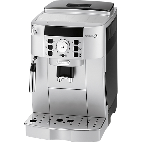 Silberne DeLonghi Kaffeevollautomat. Bedienfeld mit Knöpfen und Drehregler. Tropfschale unten.
