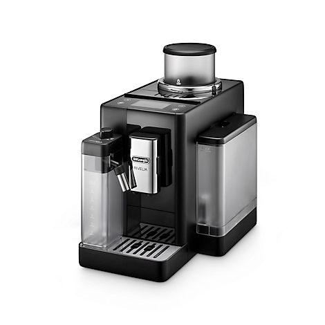 Schwarze Kaffeemaschine mit Wassertank und Milchaufschäumer. Deutlich sichtbares Logo „DeLonghi“.
