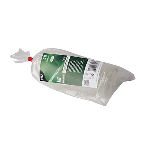 Eine transparente Plastiktüte mit 50 Bechern, versiegelt mit rotem Band. Aufdrucke und Barcode sichtbar.