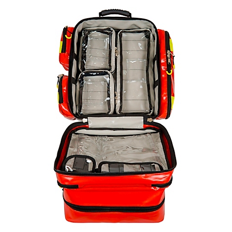 Offener, roter Notfallrucksack mit mehreren transparenten Fächern. Schwarz umrandet.
