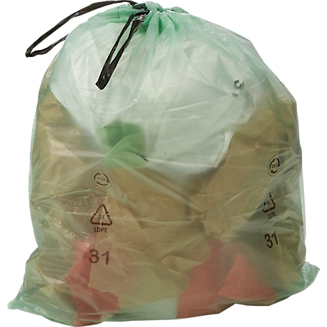 Grüner Müllbeutel, gefüllt mit Müll. Aufgedruckt sind recycelbare Symbole und die Zahl 31.