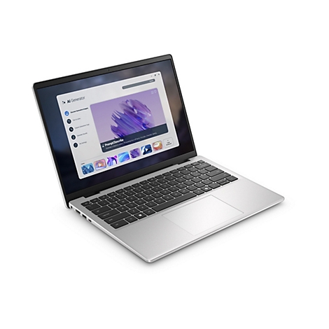 Ein silberner Laptop mit einem geöffneten Bildschirm, der eine KI-Generator-Benutzeroberfläche zeigt. Auf dem Bildschirm ist ein farbenfrohes, abstraktes Bild zu sehen.