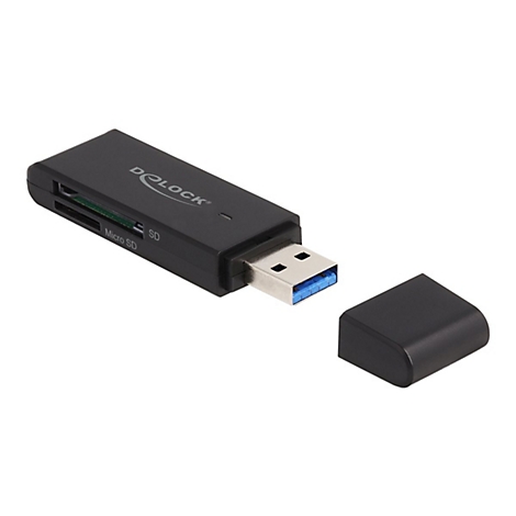 Schwarzer Delock USB 3.0 Kartenleser mit abgenommener Schutzkappe auf weißem Hintergrund.