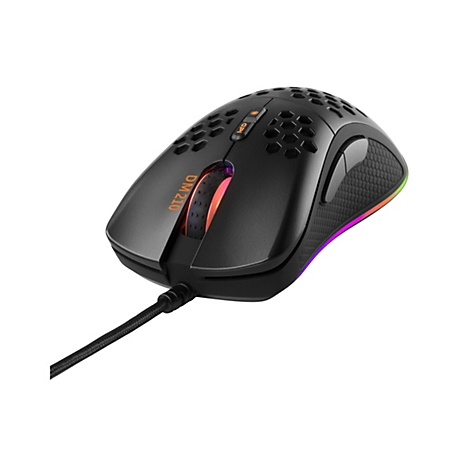 Schwarze Gaming-Maus mit Wabenmuster, RGB-Beleuchtung und Kabel vor weißem Hintergrund.