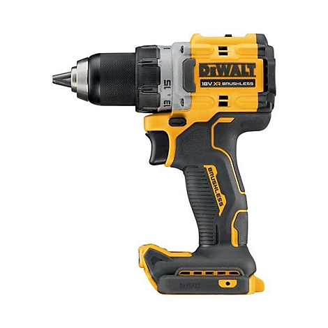 Perceuse-visseuse sans fil DeWalt jaune et noire. L'inscription 'DEWALT' est clairement visible.