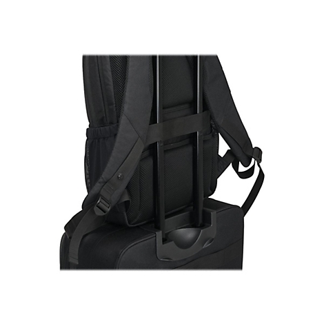 Schwarzer Rucksack auf einem Rollkoffer. Der Rucksack ist an dem Koffer befestigt.