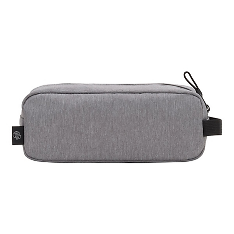 Graue Federtasche aus Stoff, seitlich Logo, Trageschlaufe und schwarzer Reißverschluss.