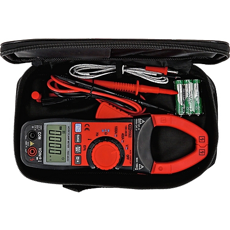 Ein rotes und schwarzes Multimeter mit geöffneter schwarzer Tragetasche und Zubehör.