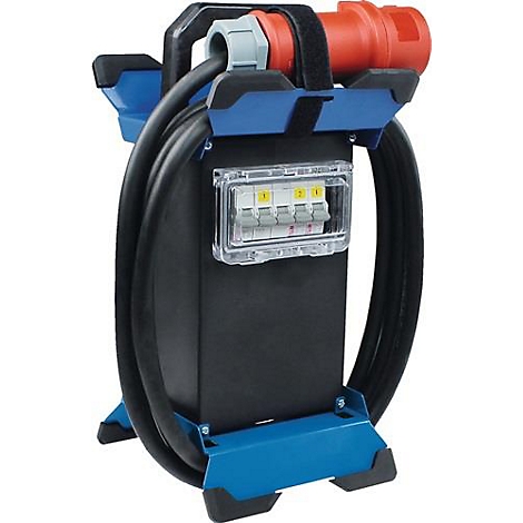 Distributeur d'alimentation noir avec prise rouge, supports bleus et boîte à fusibles transparente. Le câble est enroulé.