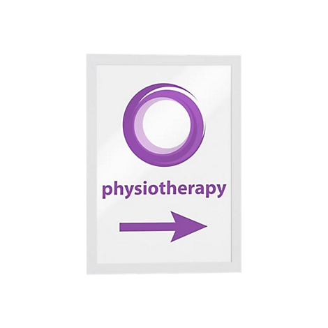 Schild mit lila Logo, darunter Physiotherapie und Pfeil nach rechts.