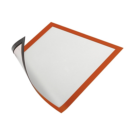 Orangefarbene Silikon-Backmatte mit weißer Oberfläche und hochgeklappter Ecke.