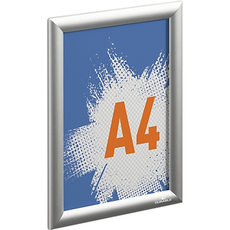 Ein silberner Klapprahmen im A4-Format mit einem blauen Plakat, das ein orangefarbenes A4-Logo zeigt.