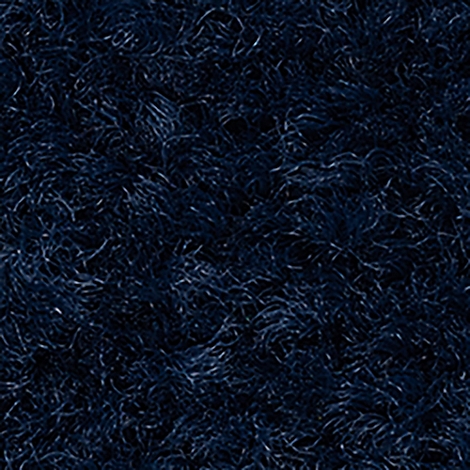Close-up van een donkerblauw, gestructureerd tapijtoppervlak met dichte vezels.