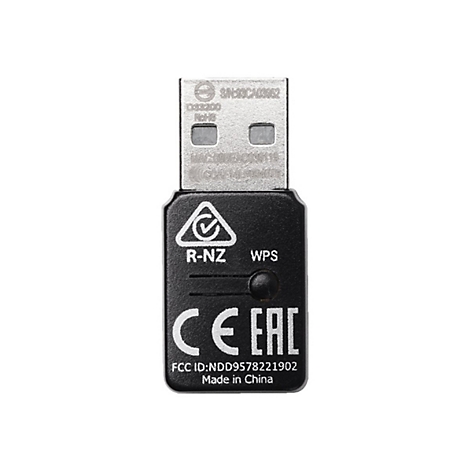 Schwarzer WLAN-USB-Adapter mit silbernem Stecker und aufgedruckten technischen Zertifizierungen sowie WPS-Taste.