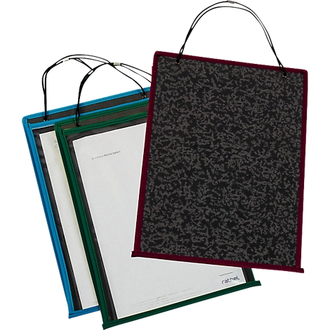 Plusieurs porte-documents de présentation en bleu, vert et gris foncé, avec des boucles de transport.