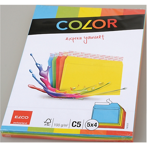Ein Pack farbiger Umschläge, auf dem "COLOR express yourself" steht. Verschiedene Farben sind erkennbar.