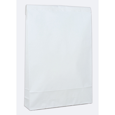 Sac en papier blanc, rectangulaire, plié en bas et en haut. Le fond est gris clair.